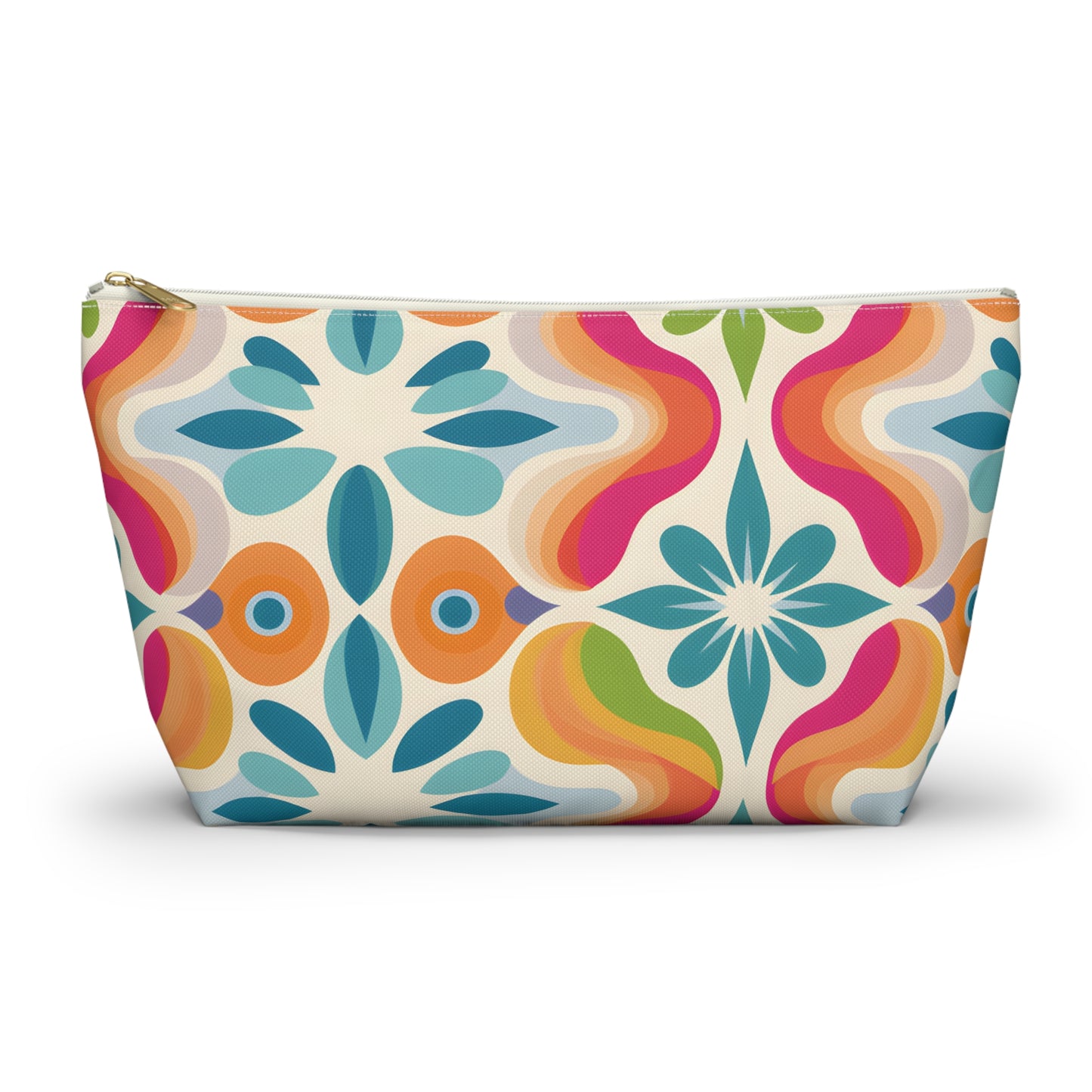 Retro Pattern Travel Bag Design 11