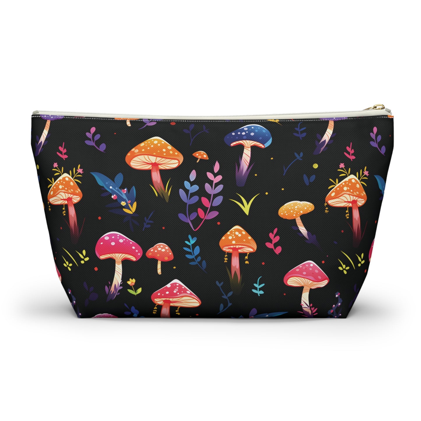 Mushroom Pattern Travel Bag Design 7
