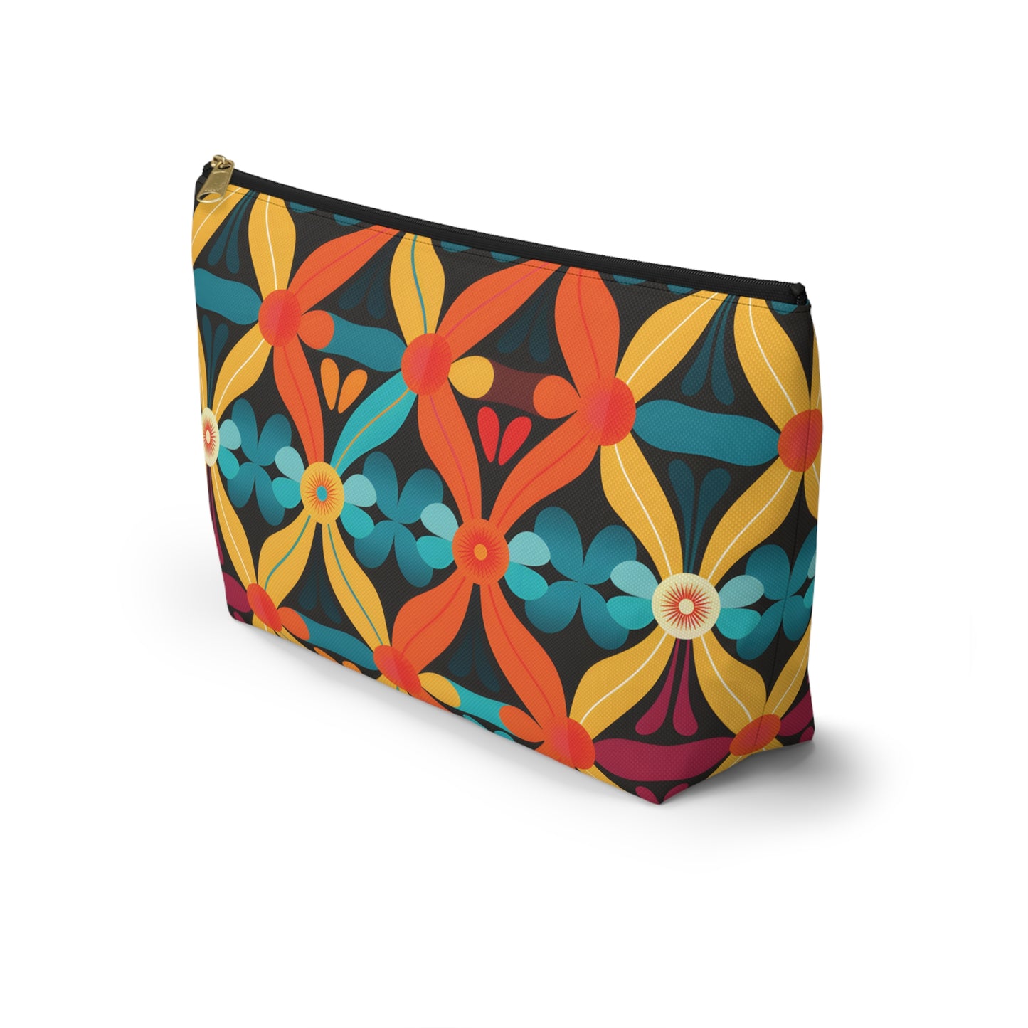 Retro Pattern Travel Bag Design 4