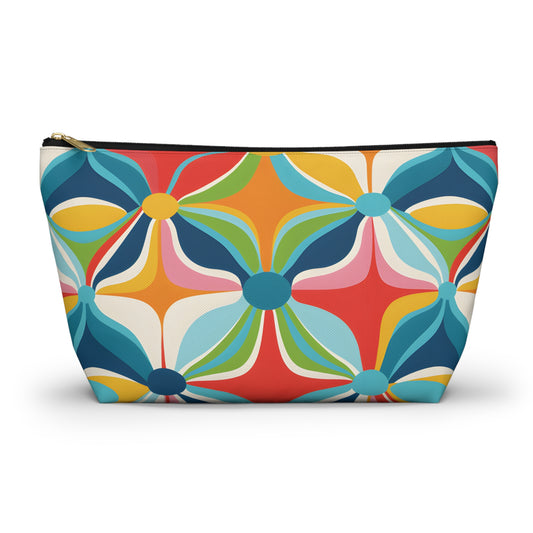 Retro Pattern Travel Bag Design 3