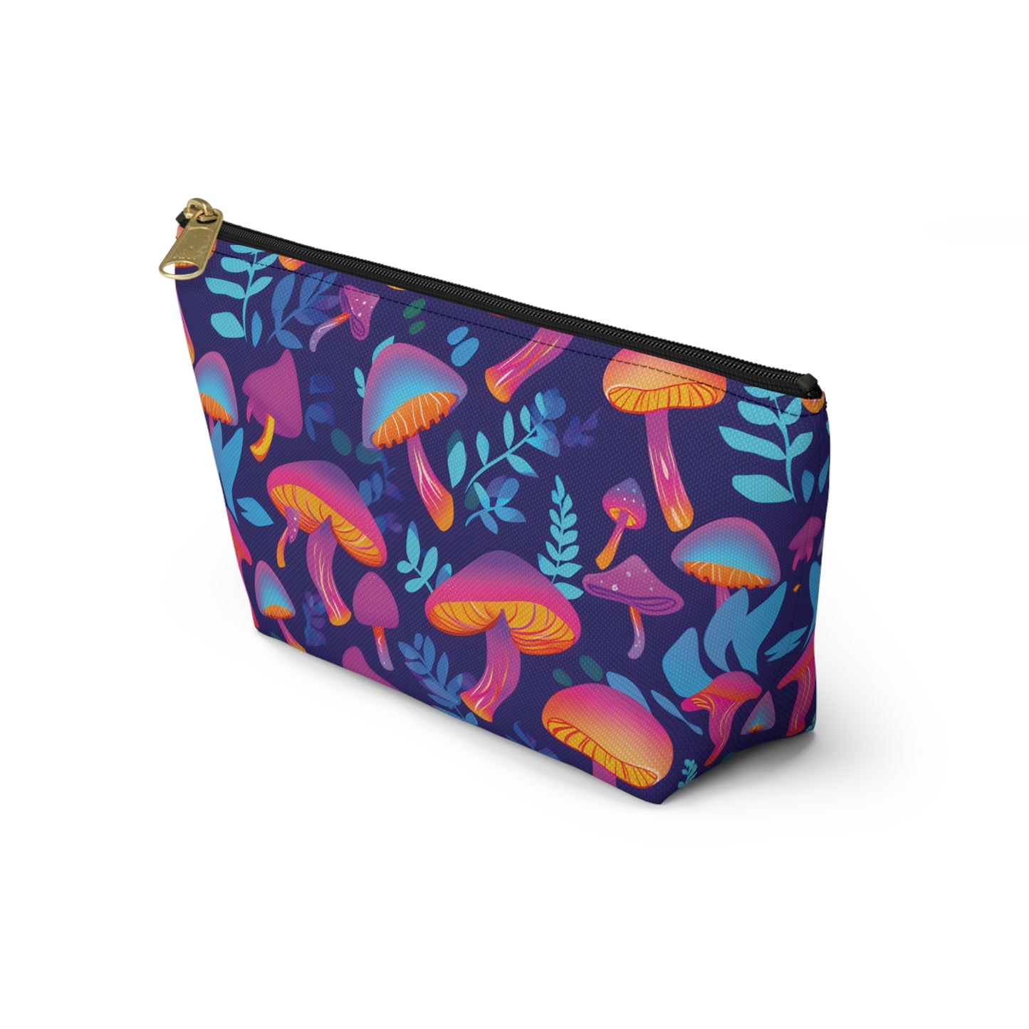 Mushroom Pattern Travel Bag Design 10
