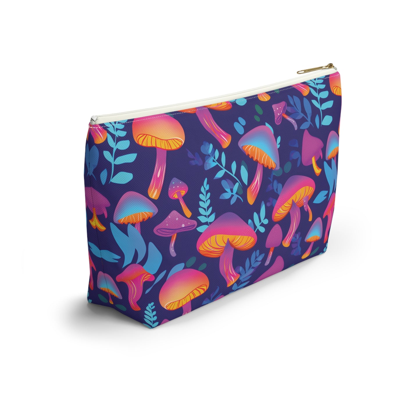 Mushroom Pattern Travel Bag Design 10