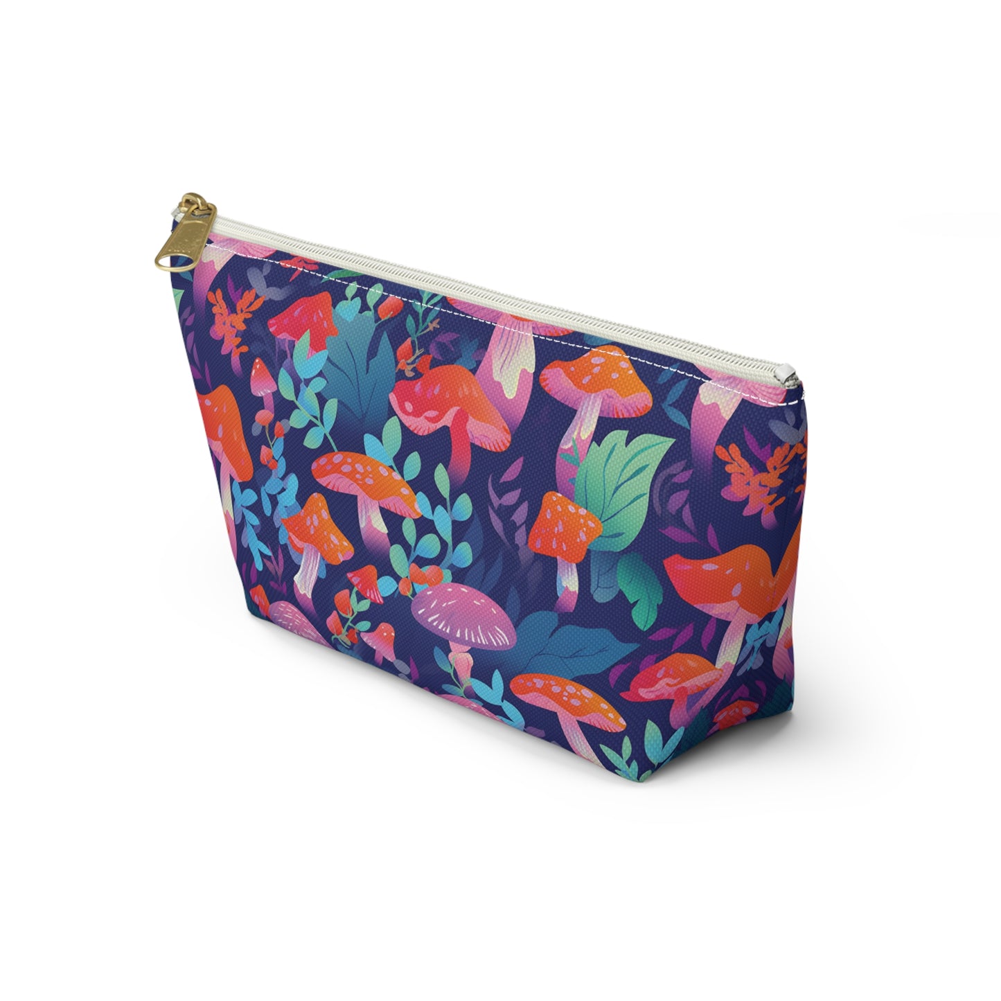 Mushroom Pattern Travel Bag Design 6