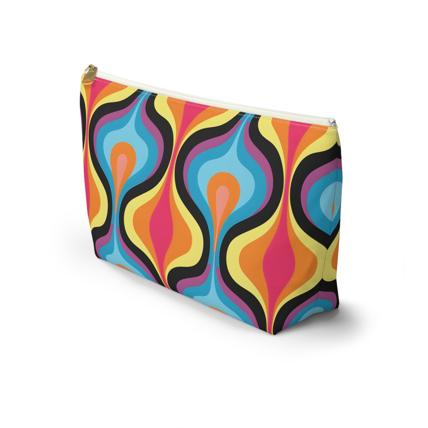 Retro Pattern Travel Bag Design 1