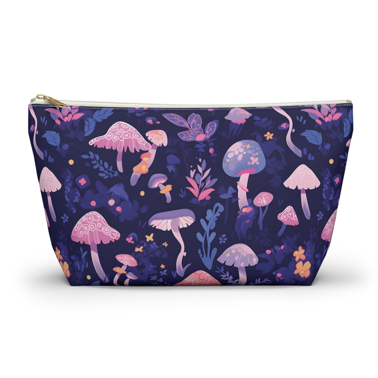 Mushroom Pattern Travel Bag Design 4