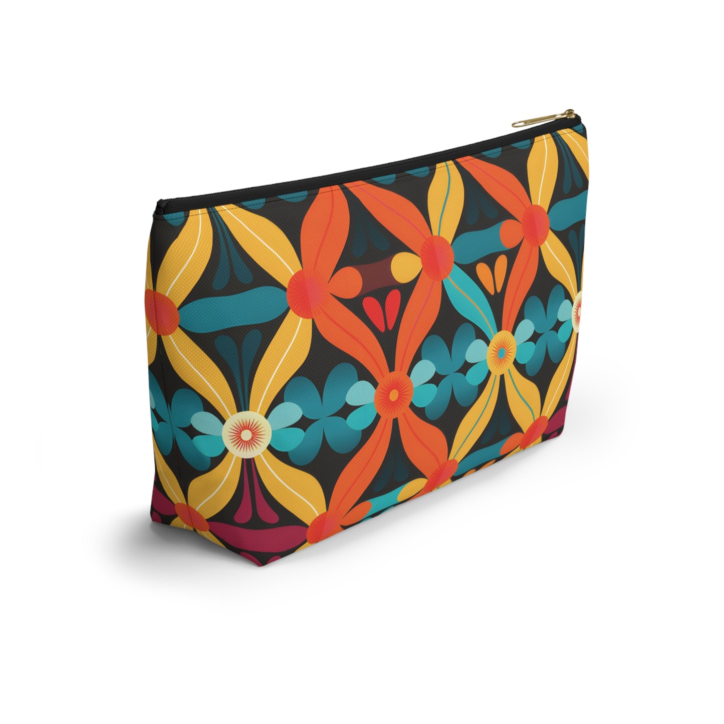 Retro Pattern Travel Bag Design 4