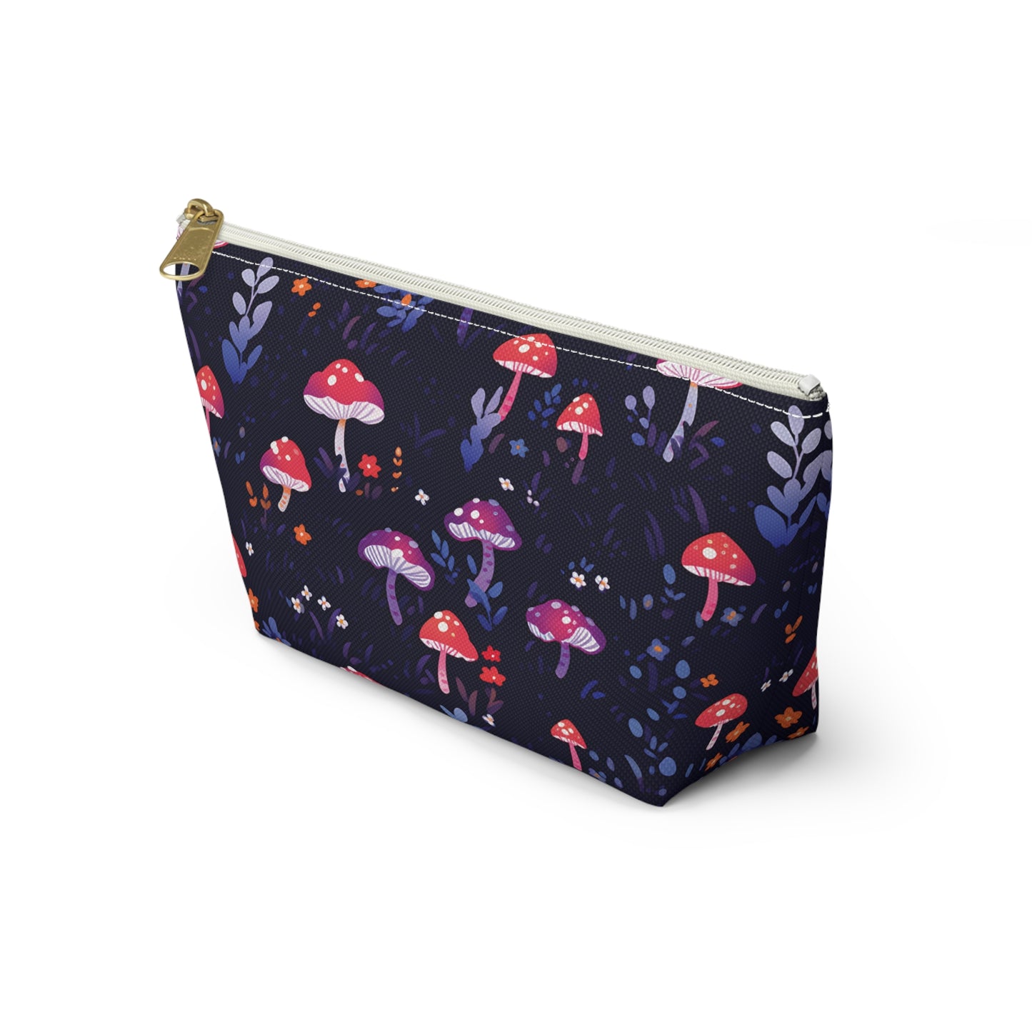 Mushroom Pattern Travel Bag Design 9