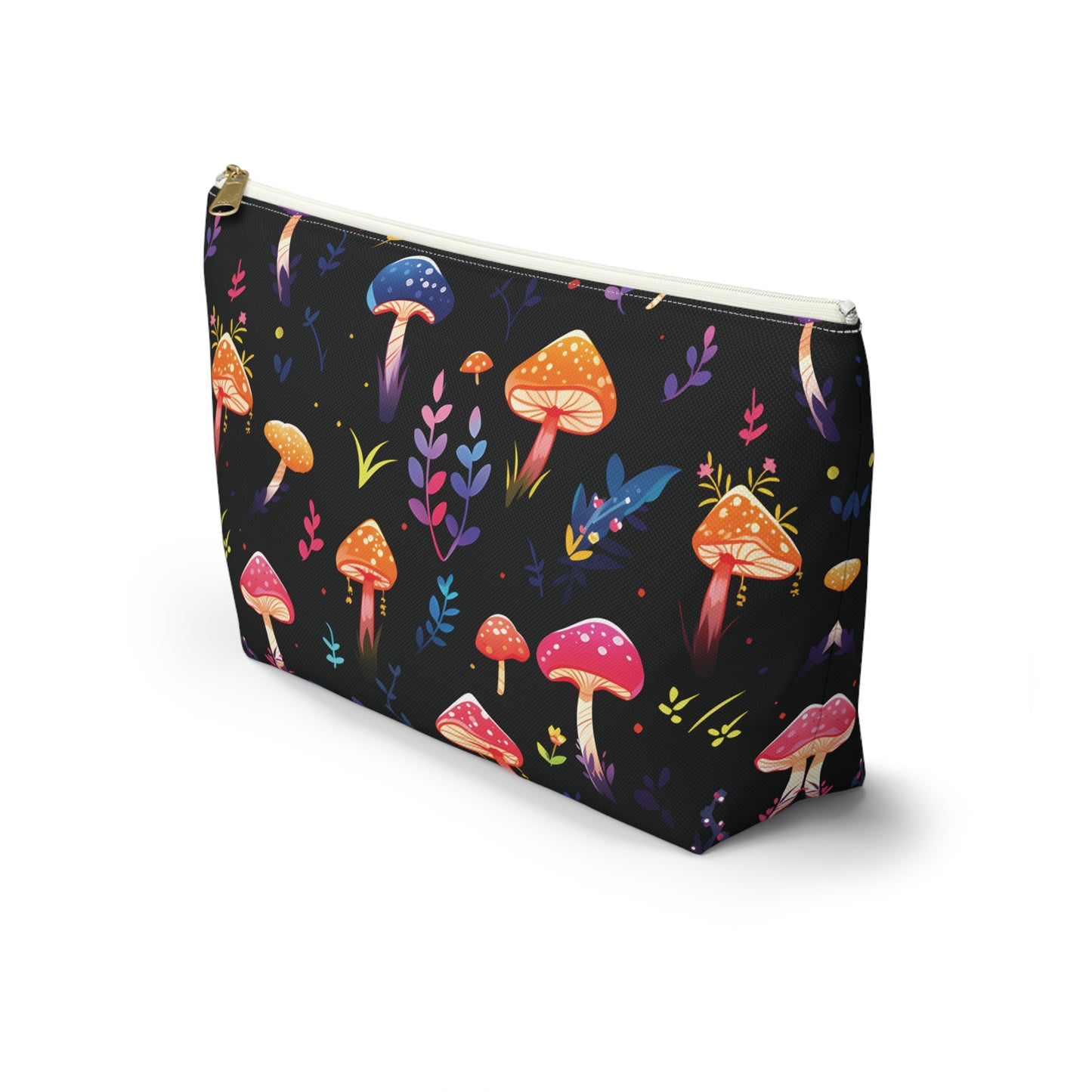 Mushroom Pattern Travel Bag Design 7