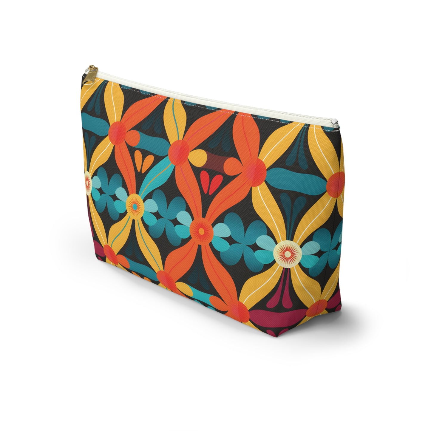 Retro Pattern Travel Bag Design 4