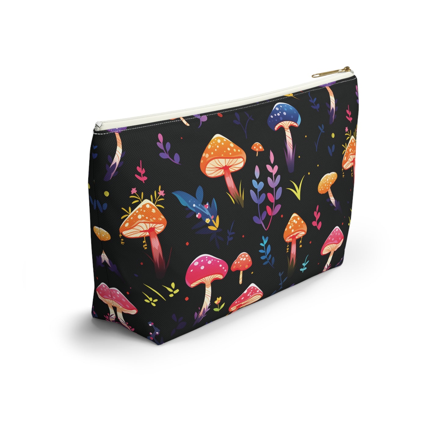 Mushroom Pattern Travel Bag Design 7