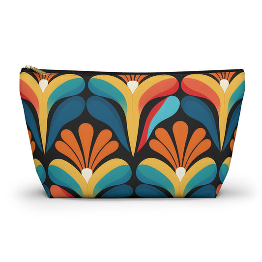 Retro Pattern Travel Bag Design 12